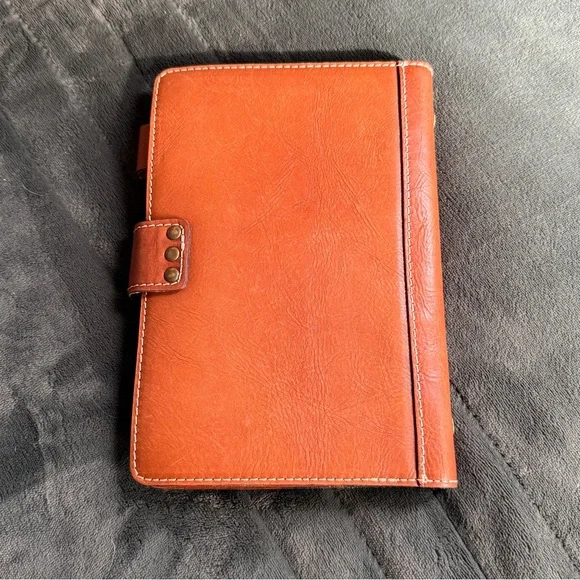 EUC, Patricia Nash Full Grain Leather Chieti Agenda/Planner - Picture 3 of 11